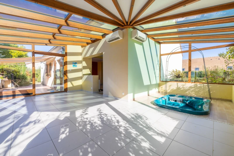 34e6dba0-7802-4f9f-a5d0-9fde5e5d57b0