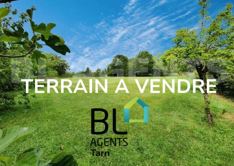 TERRAIN A VENDRE