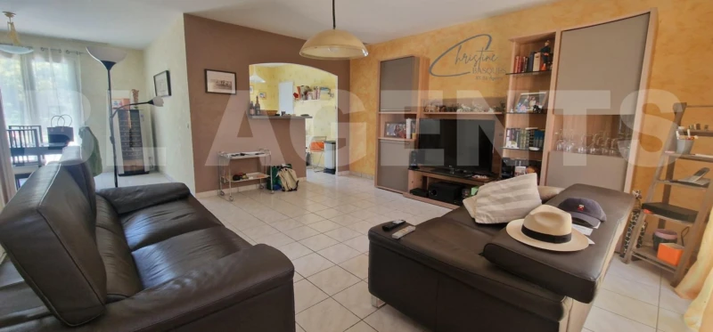 Maison Montech salon