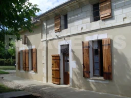 maison bourg facade