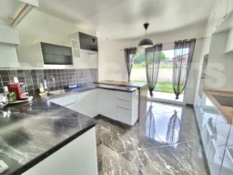 335cf215-60f2-4cf7-b008-d3d273cf88c0