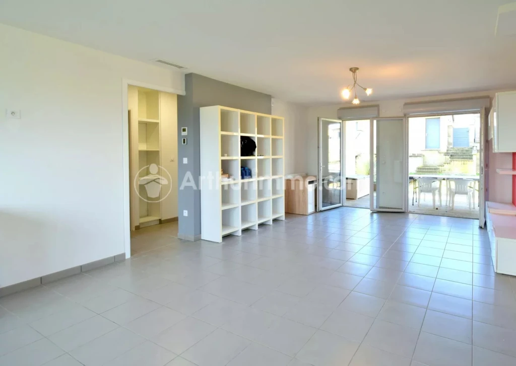 Arthurimmo.com Gragnague Jardin et Terrasse chauffée Labastide-Beauvoir Maison T4 plain-pied Montgiscard Salle de bain avec Douche
