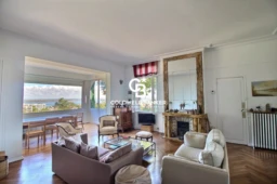 Salon Parquet