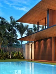 Une maison moderne en bois avec une grande piscine, entourée de palmiers.