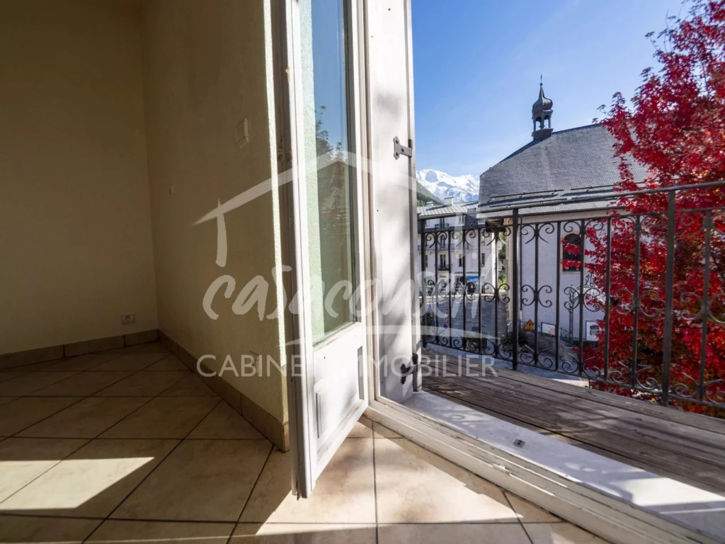 l'accès au balcon depuis le séjour
