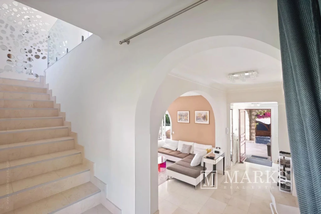 Aerial 360 Antibes Cannes Cote d'Azur Drone French Riviera Monaco Nice Photographe Immobilier Real Estate Photographer Saint Tropez South Of France Stombergas VR Video