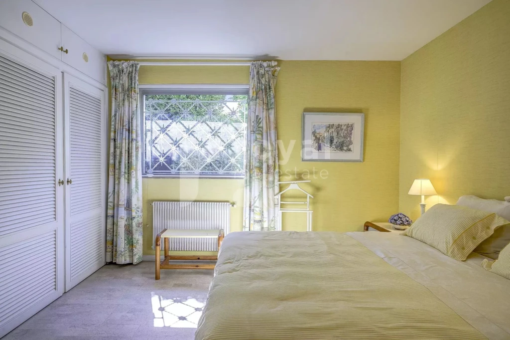 Chambre confortable et lumineuse