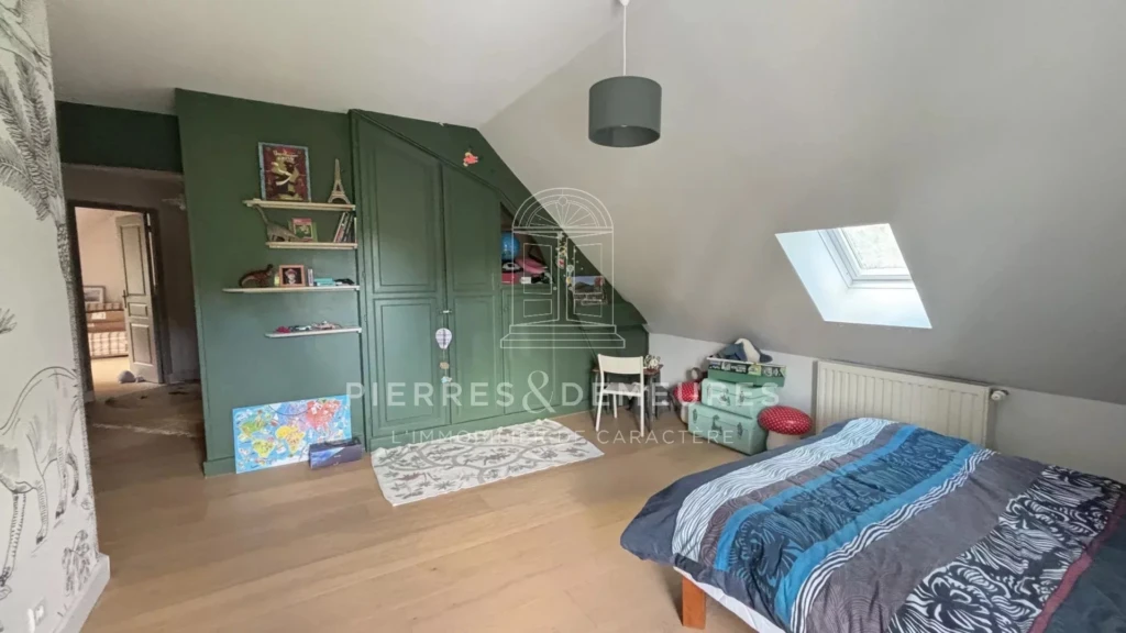 MAISON A VENDRE A ARDENTES - LONGERE - VERANDA - MAISON AVEC JARDIN - MAISON AVEC GARAGE - BIEN DE CHARME - POUTRES APPARENTES - TOMETTE - MAISON DE FAMILLE -