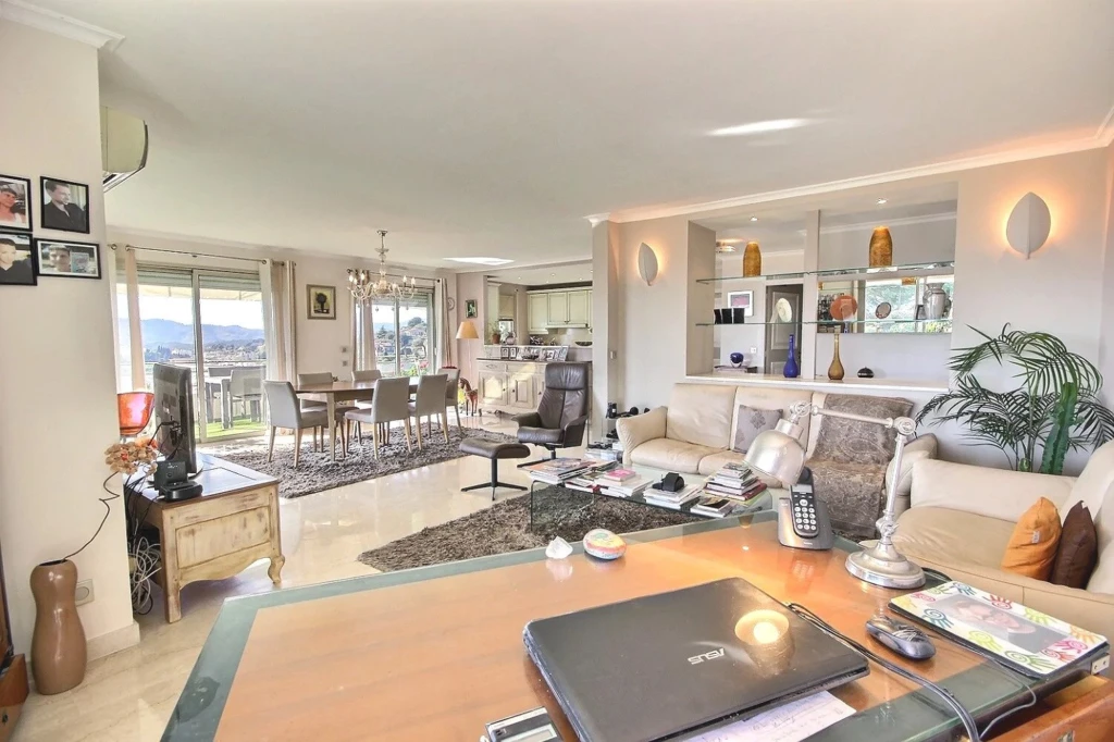 Appartement d’exception avec vue mer panoramique Le Cannet Résidentiel