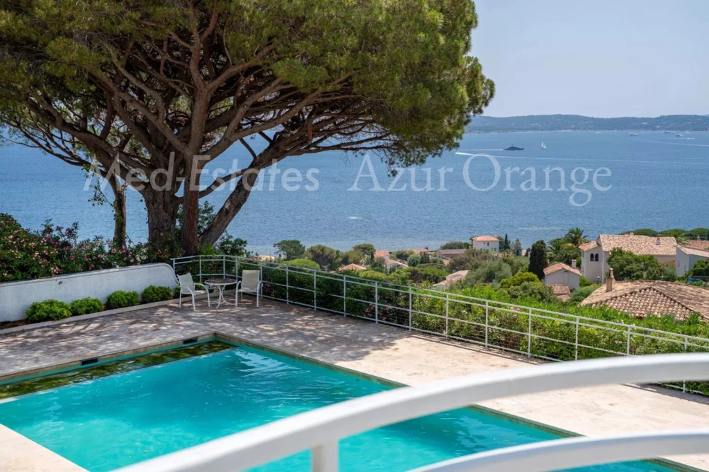 Villa modernist André Barbier-Bouvet Sainte Maxime Golfe de StTropez vue mer panoramique