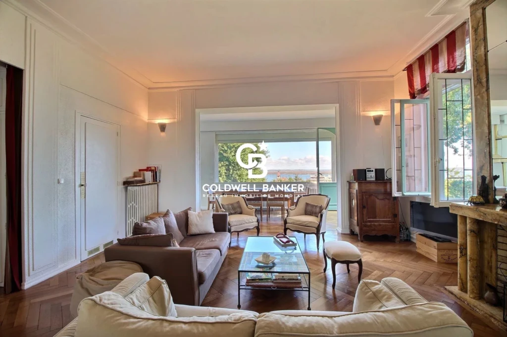 Salon Parquet