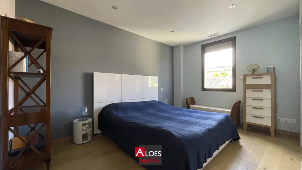 Maison Aigues-Mortes intra-muros avec garage
