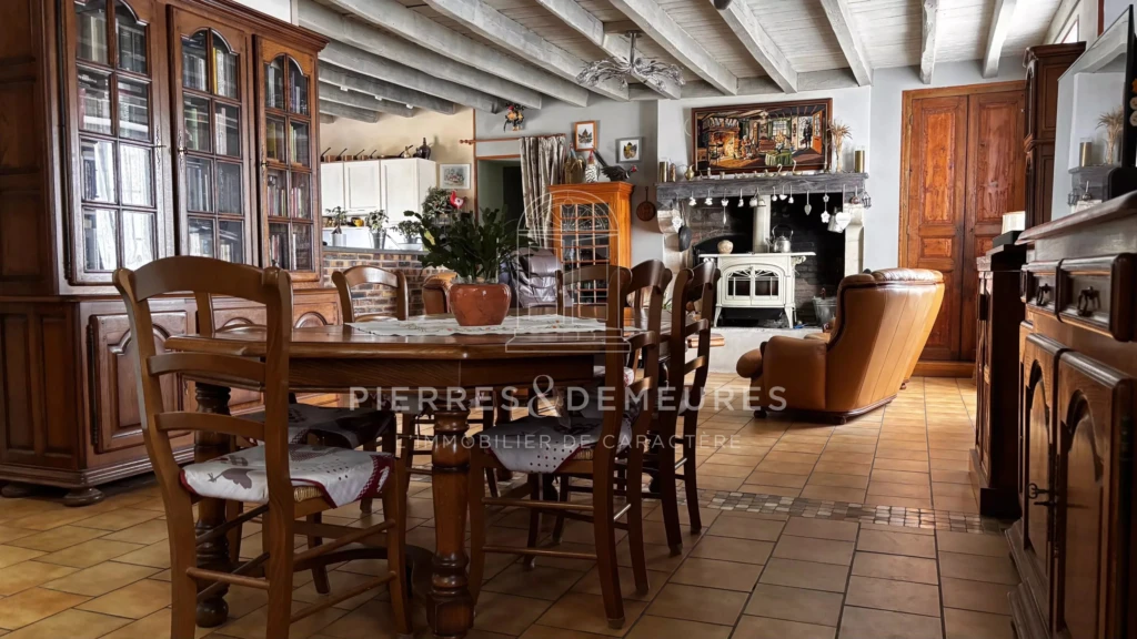 LONGERE RENOVEE - FERMETTE RENOVEE - RESIDENCE SECONDAIRE - MAISON AVEC JARDIN - CHAMBRES D'HOTES - CREATION GITE -