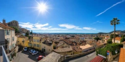 Balcon avec vue panoramique sur Hyères et la mer