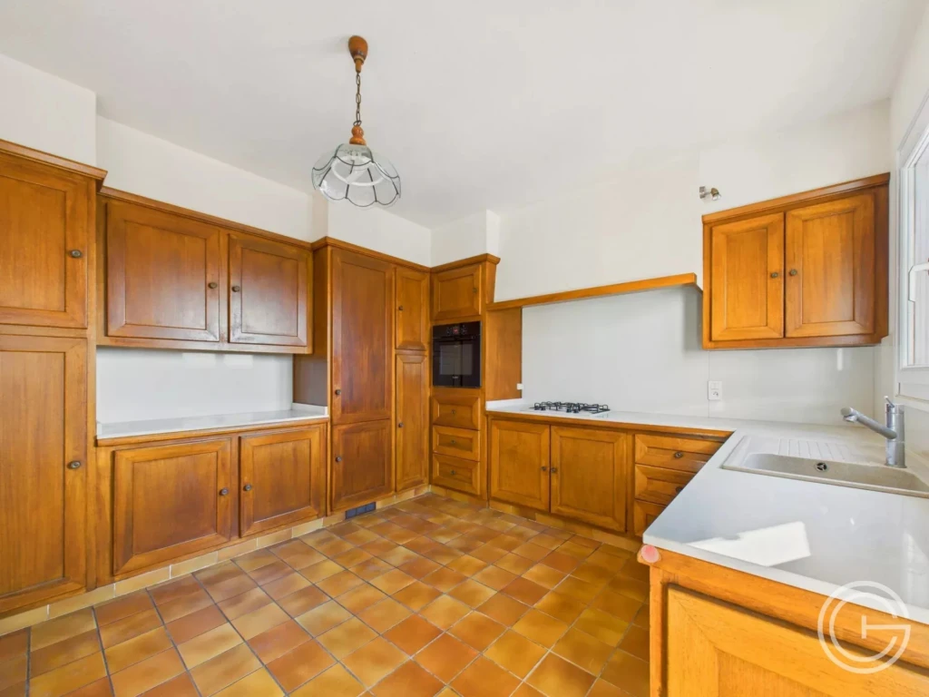 Villa individuelle 199m² avec Piscine + 1857m² de Jardin - LA COLLE SUR LOUP