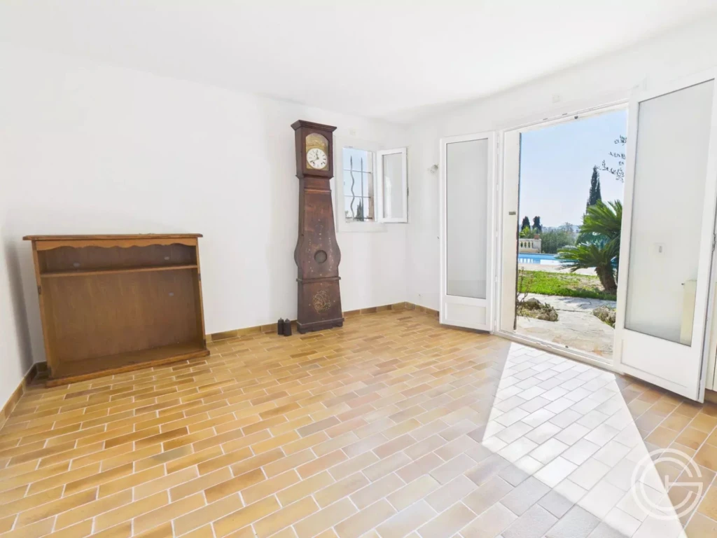 Villa individuelle 199m² avec Piscine + 1857m² de Jardin - LA COLLE SUR LOUP