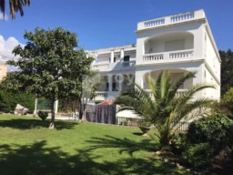 Immeuble moderne à Juan-les-Pins proche plage et commerces