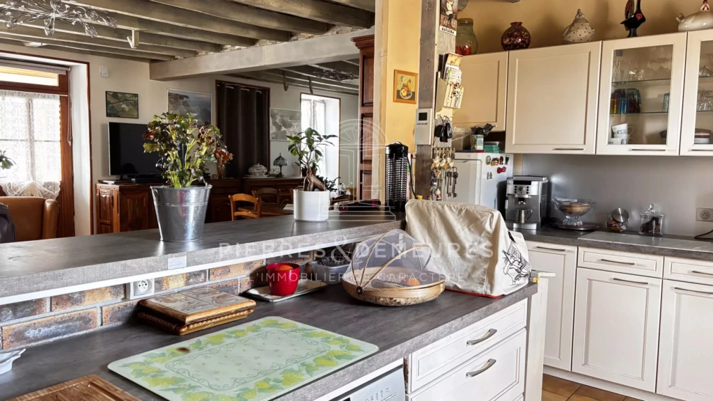 LONGERE RENOVEE - FERMETTE RENOVEE - RESIDENCE SECONDAIRE - MAISON AVEC JARDIN - CHAMBRES D'HOTES - CREATION GITE -