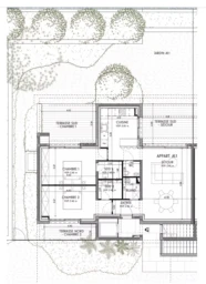 Appartement spacieux avec jardin privé et terrasse ensoleillée.