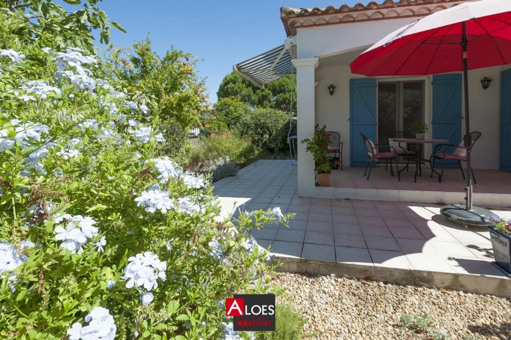 Maison Aigues-Mortes 4 pièces de plain-pied avec garage
