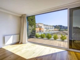 Vue sur le parcours du Royal Mougins Golf depuis la terrasse