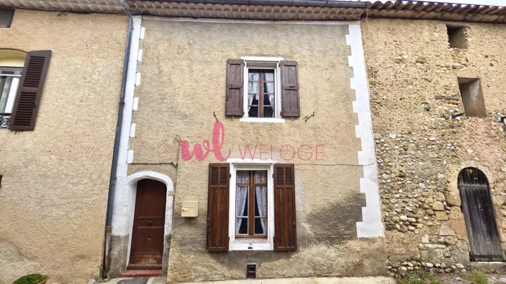 maison de ville allemagne en provence proche greoux les bains et riez lac d'esparron
