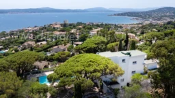 Villa modernist André Barbier-Bouvet Sainte Maxime Golfe de StTropez vue mer panoramique