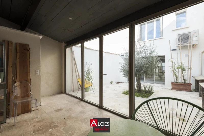 Maison Aigues-Mortes intra-muros