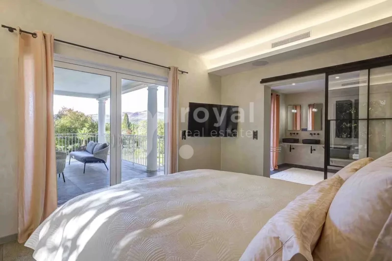Suite parentale raffinée en domaine sécurisé