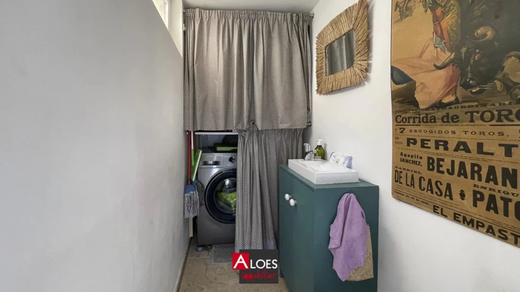 Maison Aigues-Mortes intra-muros avec patio