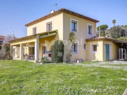 Jardin paysager – villa avec jardin et piscine à Mougins