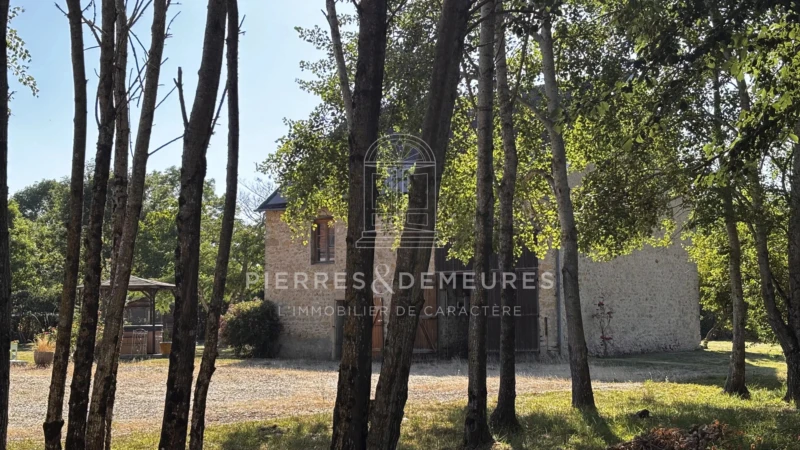 LONGERE RENOVEE - FERMETTE RENOVEE - RESIDENCE SECONDAIRE - MAISON AVEC JARDIN - CHAMBRES D'HOTES - CREATION GITE -
