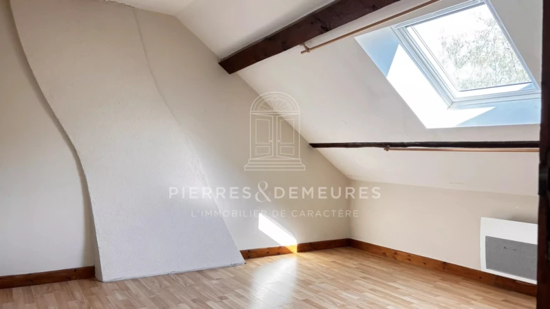 MAISON DE VILLAGE - MAISON A VENDRE A MONTIPOURET - MAISON AVEC JARDIN ET PUITS - MAISON DE VACANCES - MAISON EN PIERRE 