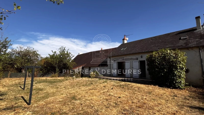 MAISON DE VILLAGE - MAISON A VENDRE A MONTIPOURET - MAISON AVEC JARDIN ET PUITS - MAISON DE VACANCES - MAISON EN PIERRE 