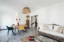 Maison Aigues-Mortes avec 2 garages