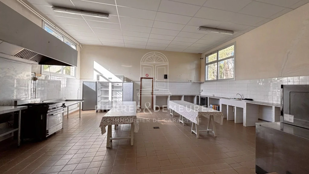 CAMPING A VENDRE - PARC DE LOISIRS - SITE TOURISTIQUE A VENDRE - DOMAINE DE RECEPTION - LIEU DE RESSOURCEMENT - CAMPUS NATURE - VILLAGE D'ACCUEIL - RESTAURANT - PROJET EVENEMENTIEL -