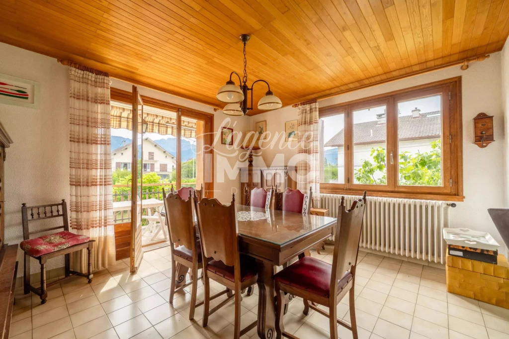 20 allee des tourterelles l'agence immo maison sevrier à renover