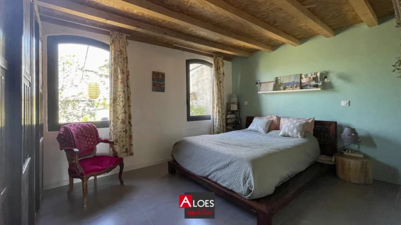 Maison Aigues-Mortes avec une chambre de plain-pied