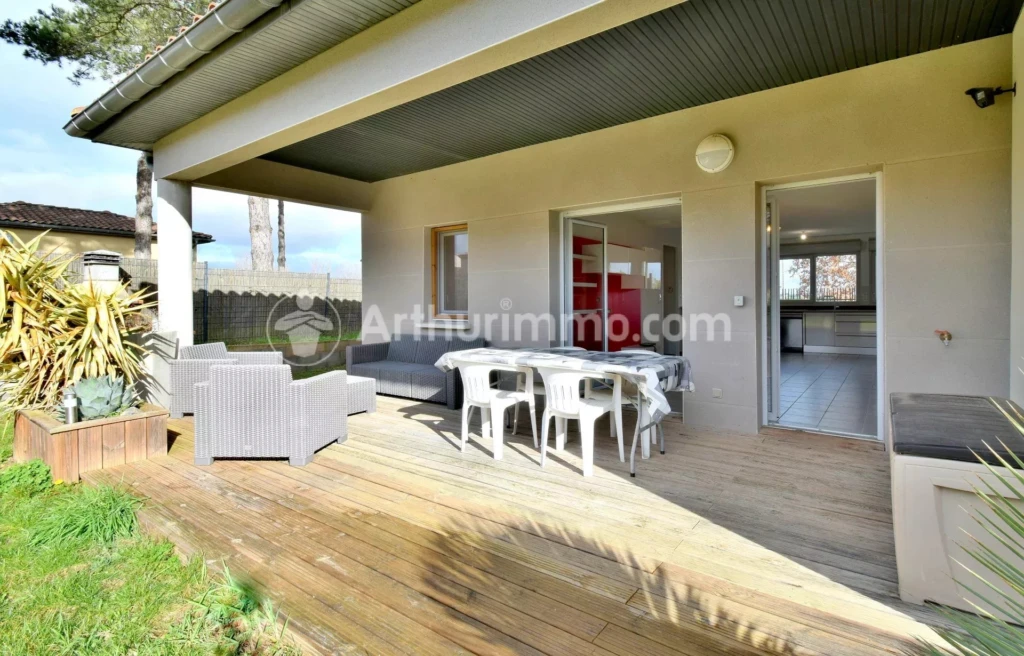 Arthurimmo.com Gragnague Jardin et Terrasse chauffée Labastide-Beauvoir Maison T4 plain-pied Montgiscard Salle de bain avec Douche
