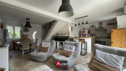 Maison Aigues-Mortes 4 pièces avec piscine