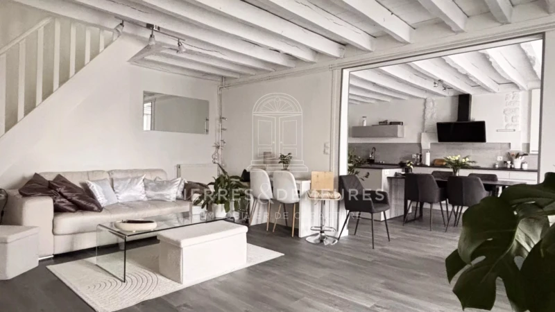 FERMETTE RENOVEE - GRANGE A AUVENT - BATISSE EN PIERRE - MAISON AVEC JARDIN - RESIDENCE SECONDAIRE - VIVRE A LA CAMPAGNE - MAISON A VENDRE A SAINT AOUT - BIEN DE CHARME