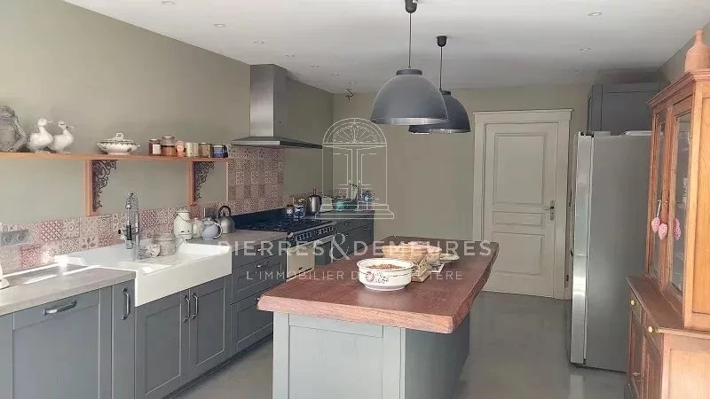 PIERRE - POUTRES - MAISON RENOVEE - VIVRE A LA CAMPAGNE - PIERRES APPARENTES - BIEN DE CHARME - MAISON AVEC JARDIN - MAISON DE CAMPAGNE - RESIDENCE SECONDAIRE- MAISON AVEC TERRAIN - LONGERE