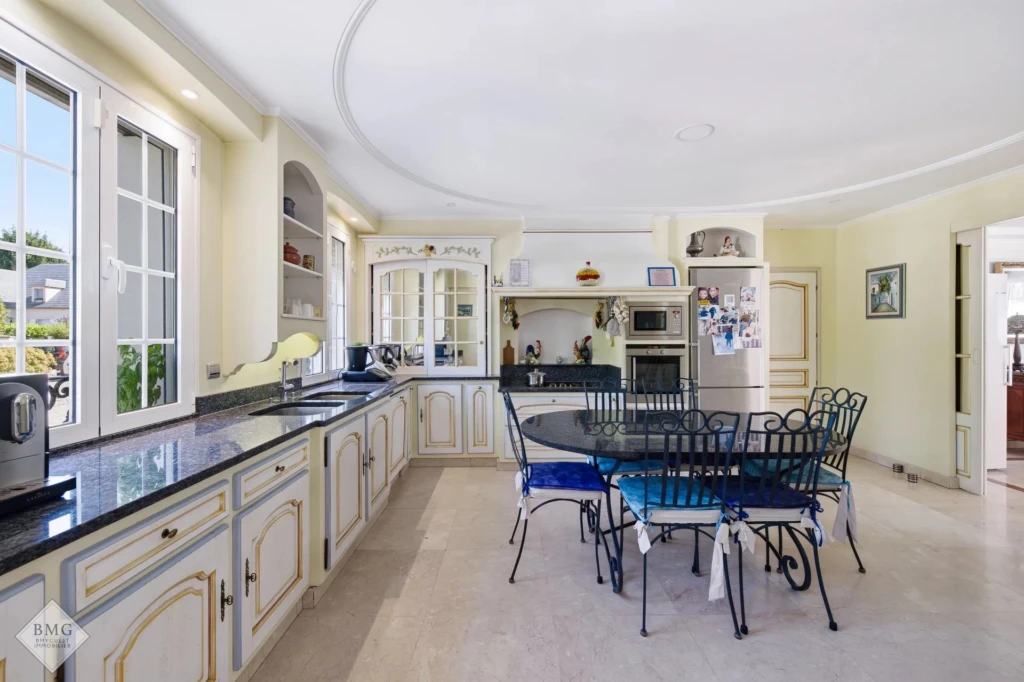 amara bmyguest luxe maison