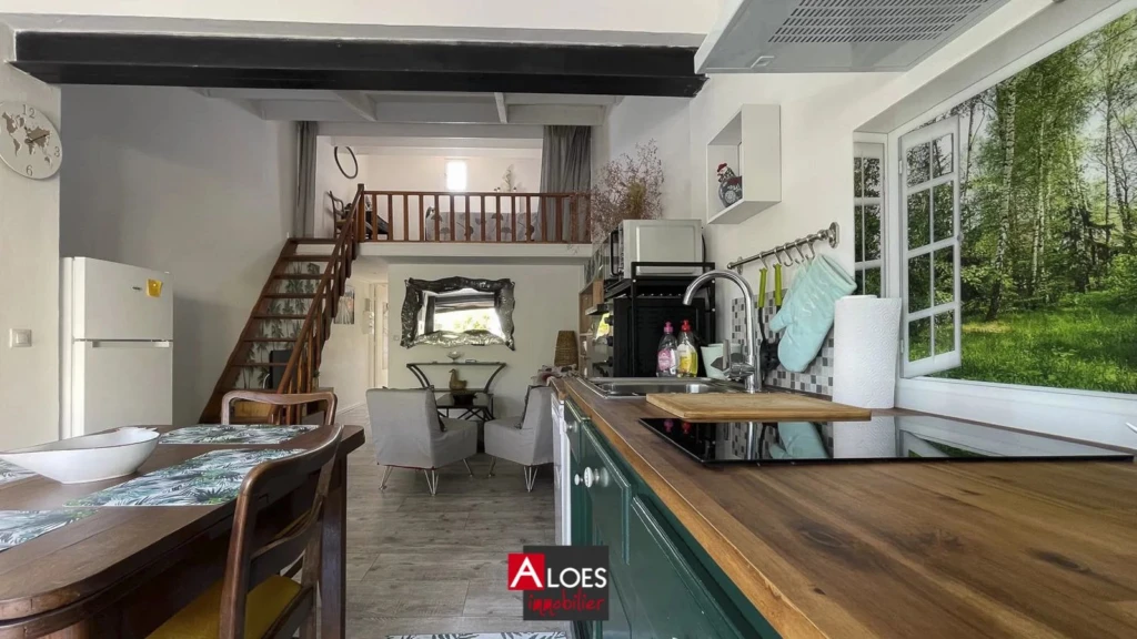 Maison Aigues-Mortes avec chambre de plain-pied, parking