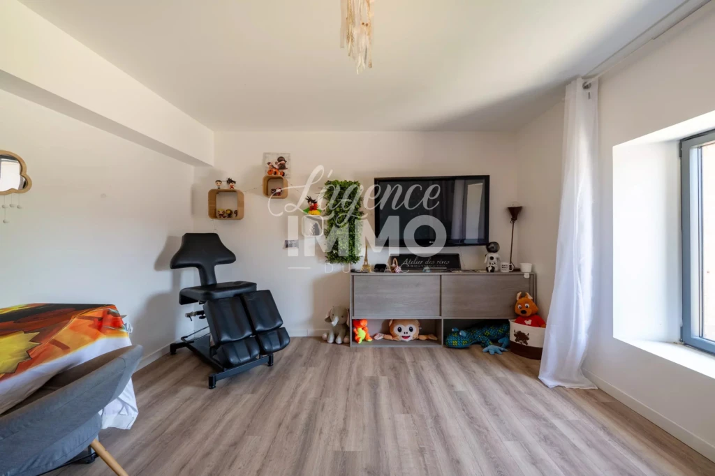 corps de ferme l'agence immo marigny renovation rte du cheran