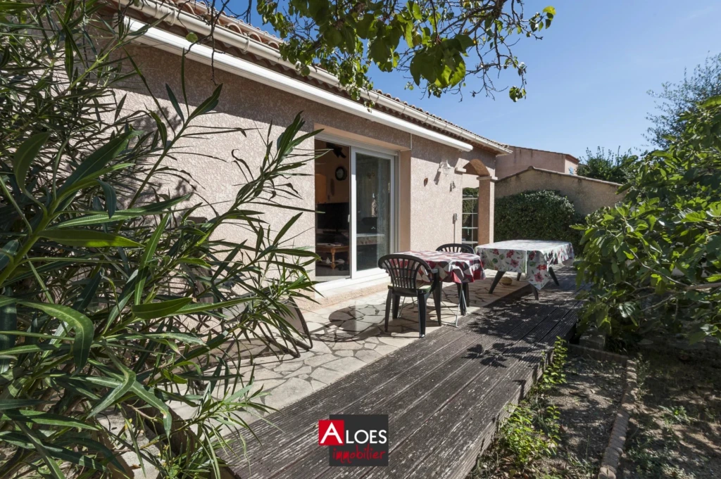 Maison Aigues-Mortes avec garage