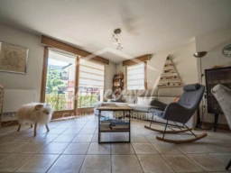 l'accès au balcon depuis le séjour