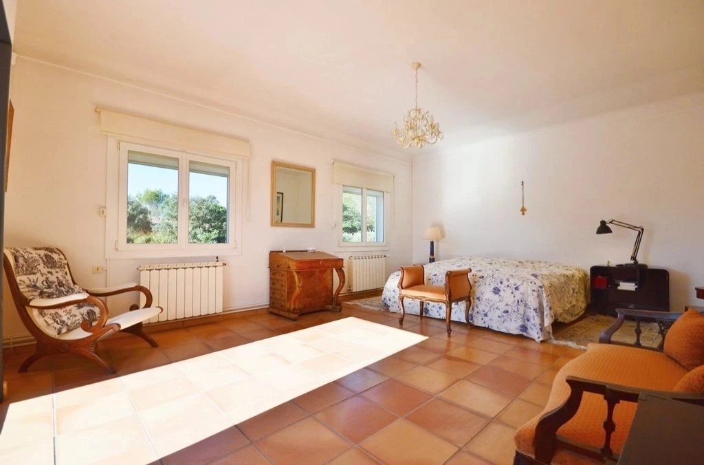 Chambre Carrelage Lustre