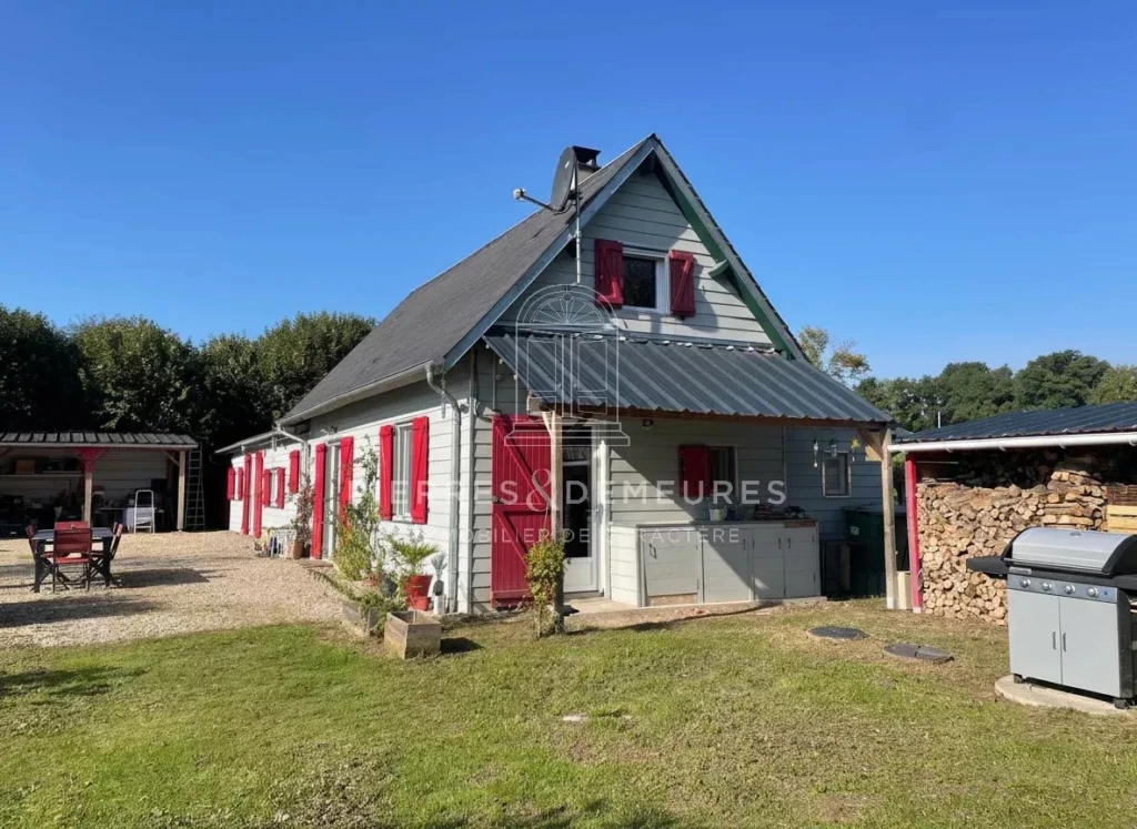 chalet en bois-étang homologué-propriété au coeur de la nature-forêt de Tronçais-maison à vendre-étang à vendre