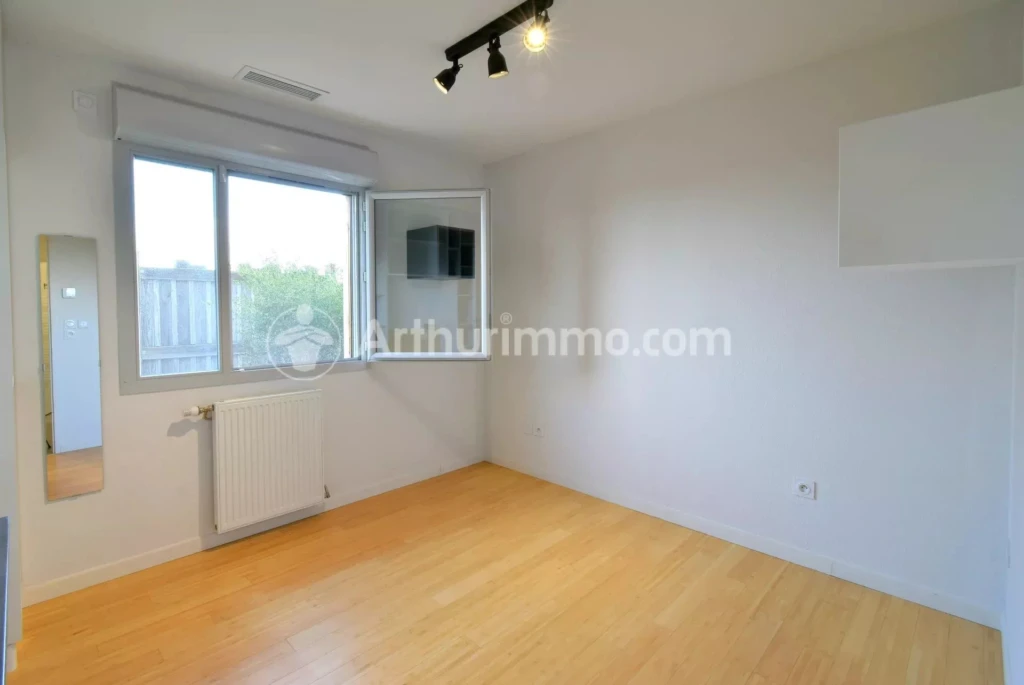Arthurimmo.com Gragnague Jardin et Terrasse chauffée Labastide-Beauvoir Maison T4 plain-pied Montgiscard Salle de bain avec Douche